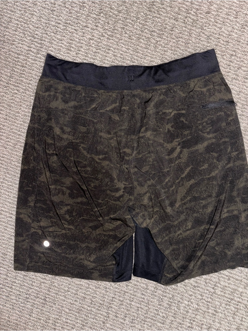 lululemon athletica Men's Dark Olive Camo Training Shorts - Size L